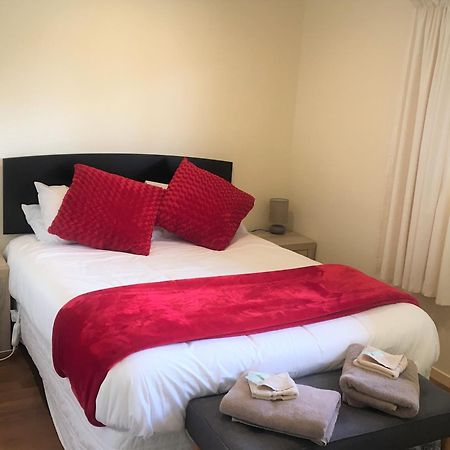 Otorohanga Kiwi Holiday Park Luaran gambar