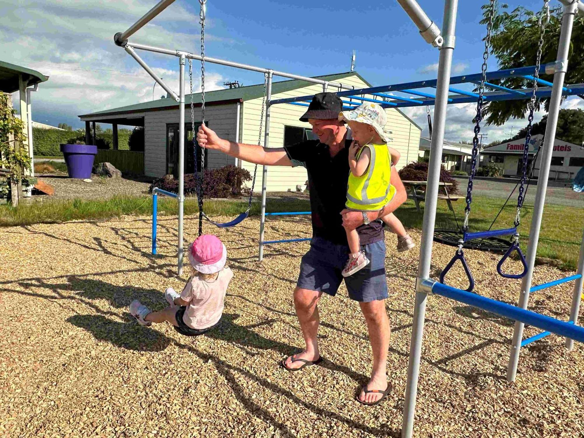 Otorohanga Kiwi Holiday Park Luaran gambar