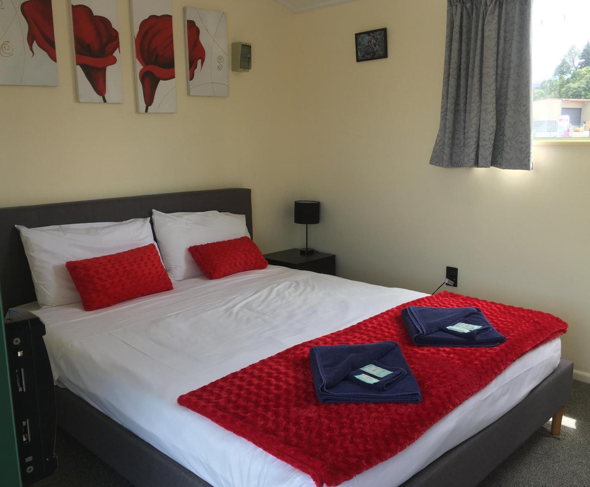 Otorohanga Kiwi Holiday Park Luaran gambar