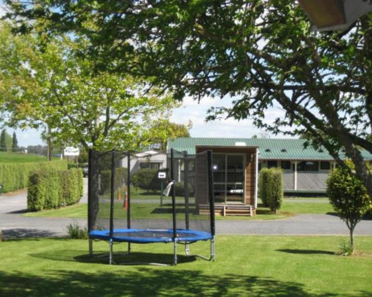 Otorohanga Kiwi Holiday Park Luaran gambar